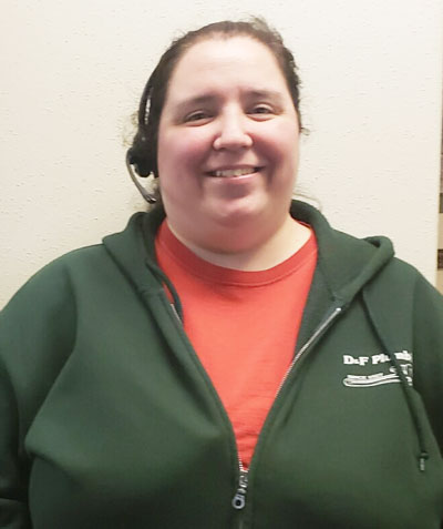 D & F Plumbing Team: Jenny Willis Dispatch and Office Support for Plumbers in Portland and Beaverton OR