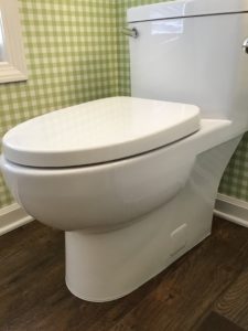 Modern looking toilet. D&F Plumbing, Heating and Cooling provides new toilet installation services for homeowners in Portland OR and Vancouver WA.
