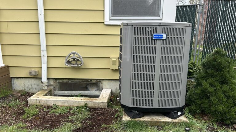 New outdoor air conditioning unit installed by D&F at a Portland home