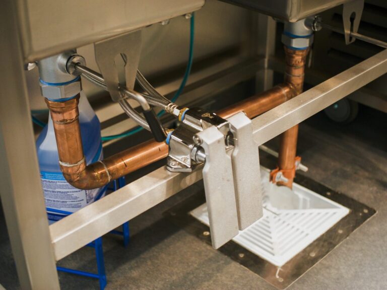 Restaurant floor sink with copper indirect waste piping